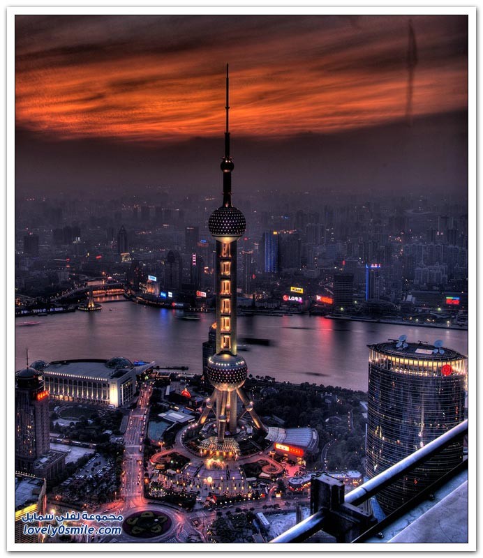 اضغط على الصورة لعرض أكبر. 

الإسم:	cities-night-041.jpg 
مشاهدات:	27 
الحجم:	148.9 كيلوبايت 
الهوية:	846813