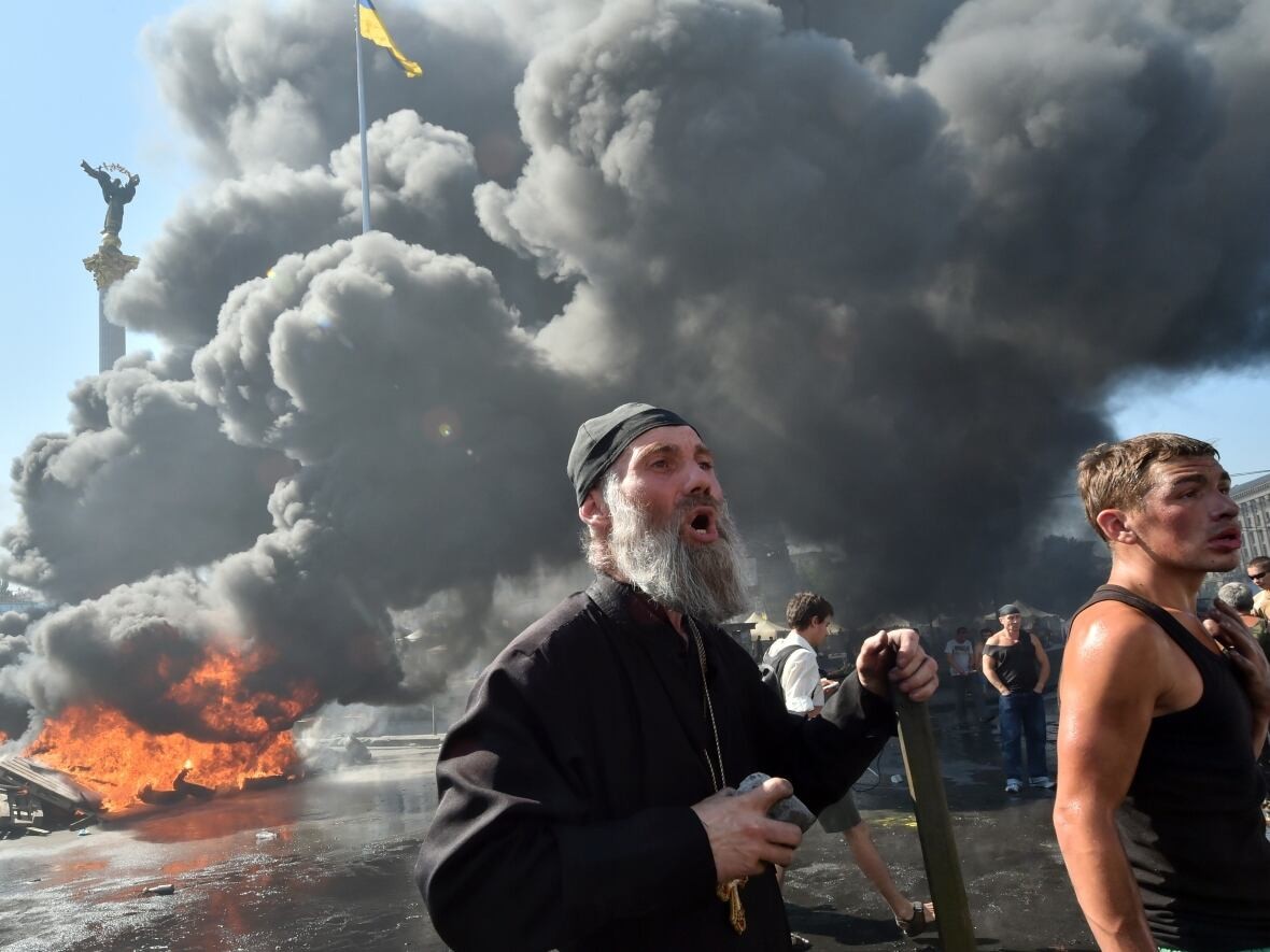 اضغط على الصورة لعرض أكبر.   الإسم:	orthodox-priest1.jpg  مشاهدات:	0  الحجم:	143.6 كيلوبايت  الهوية:	850992
